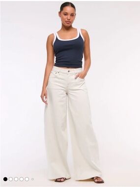 Abercrombie & Fitch Cream Mid Rise Ultra Wide Leg Jeans Off-White Size 32 SHORT